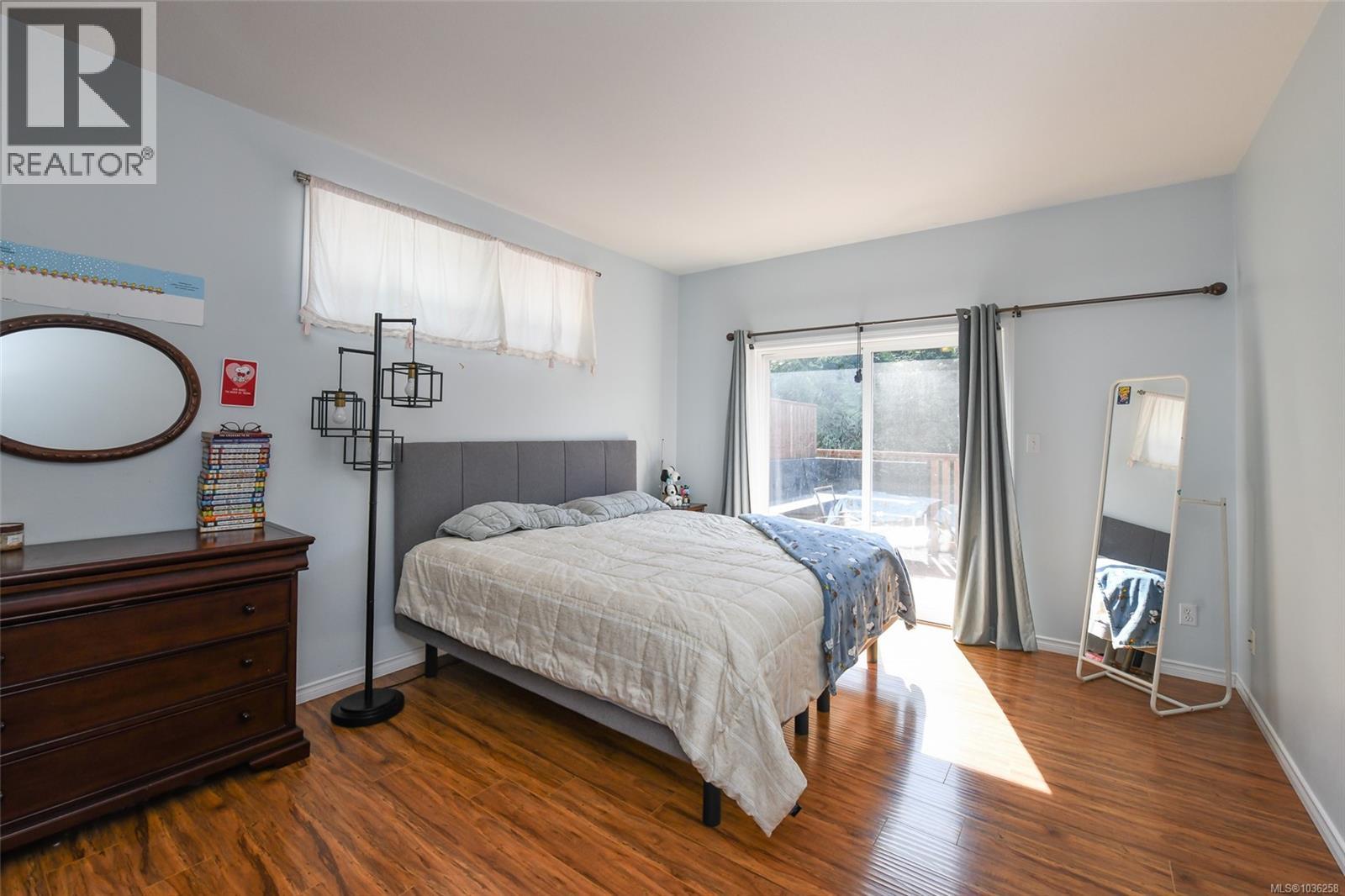 2133 Perth Pl - 16