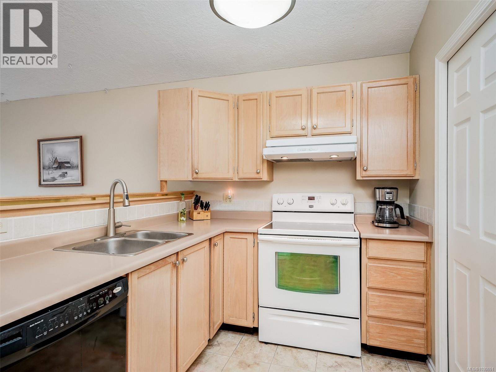 #31 901 Kentwood Lane - 4