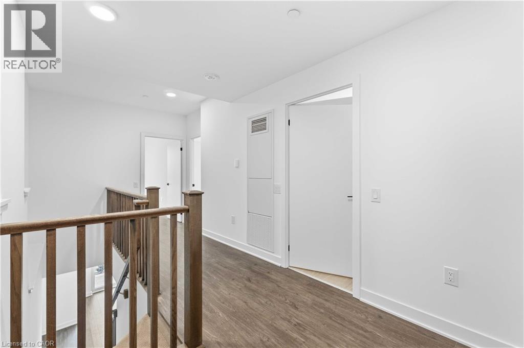 #108 2782 BARTON Street E - 10