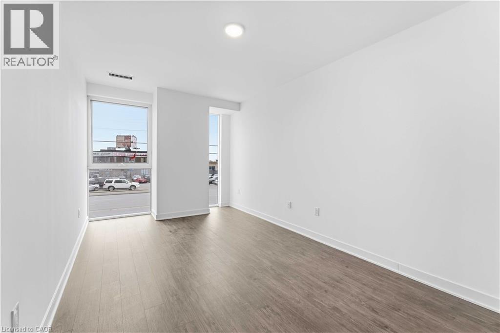 #108 2782 BARTON Street E - 14
