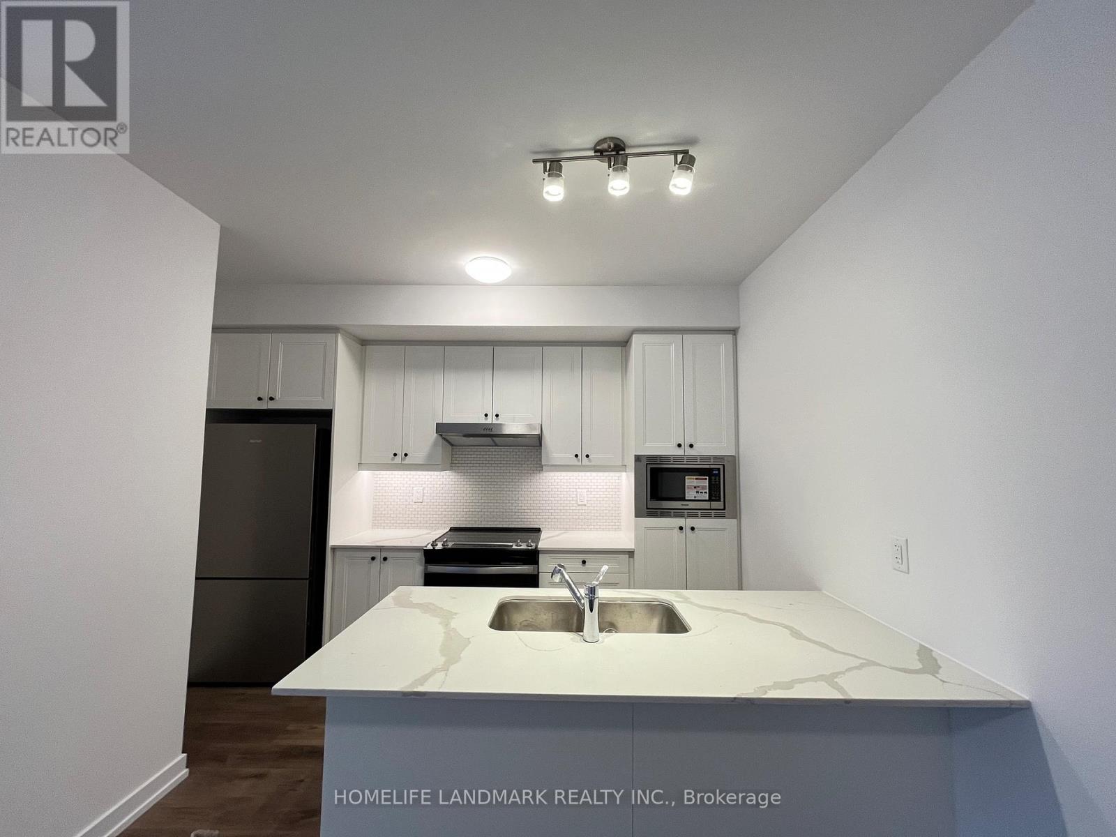 Photo of 318 - 5 BANCROFT LANE N