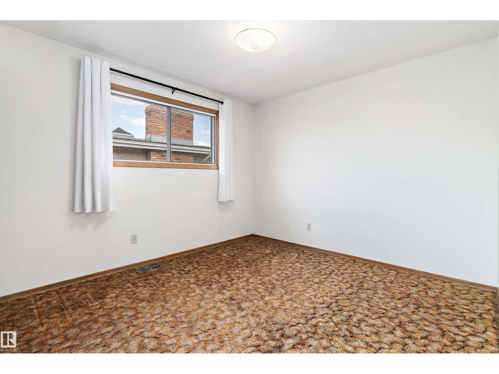 16128 98 ST NW, Edmonton