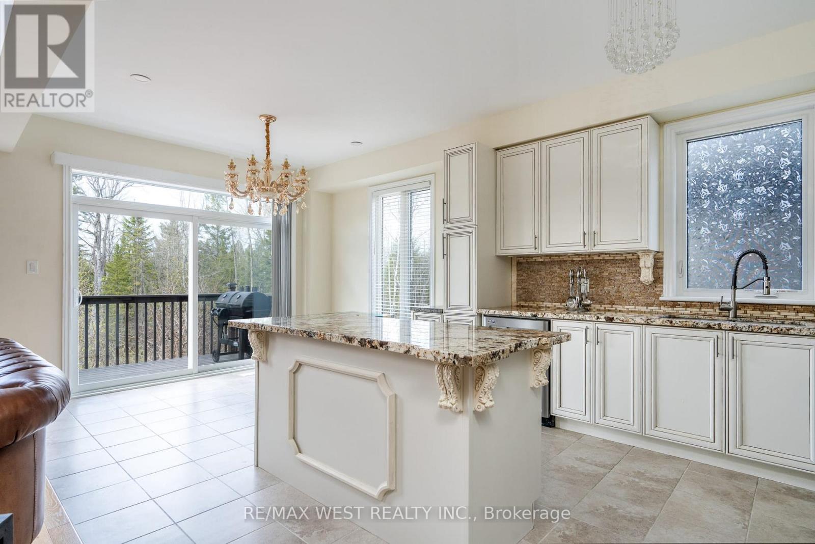 121 ALLEGRA DRIVE - 12