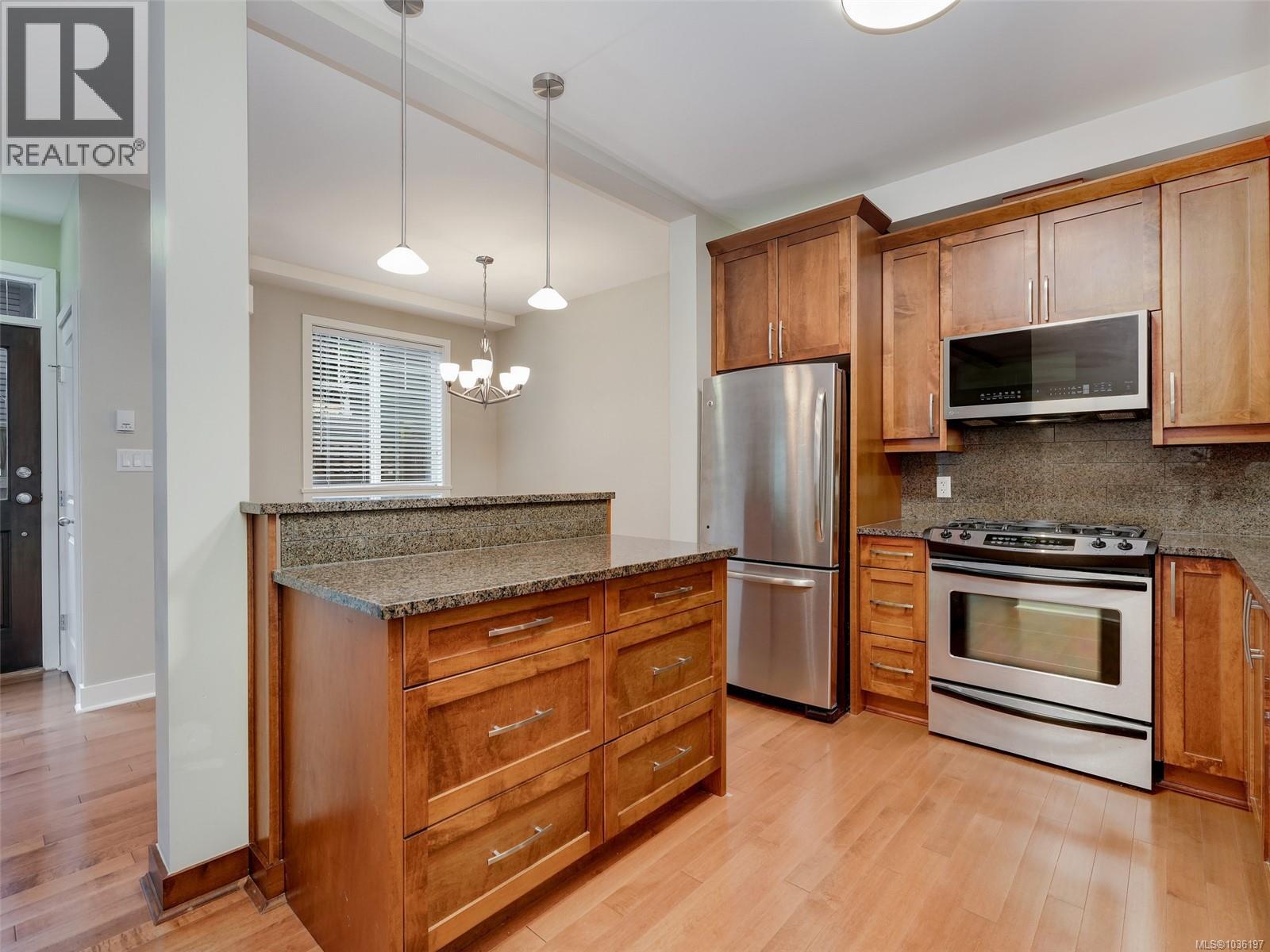 #2 1217 McKenzie St - 19