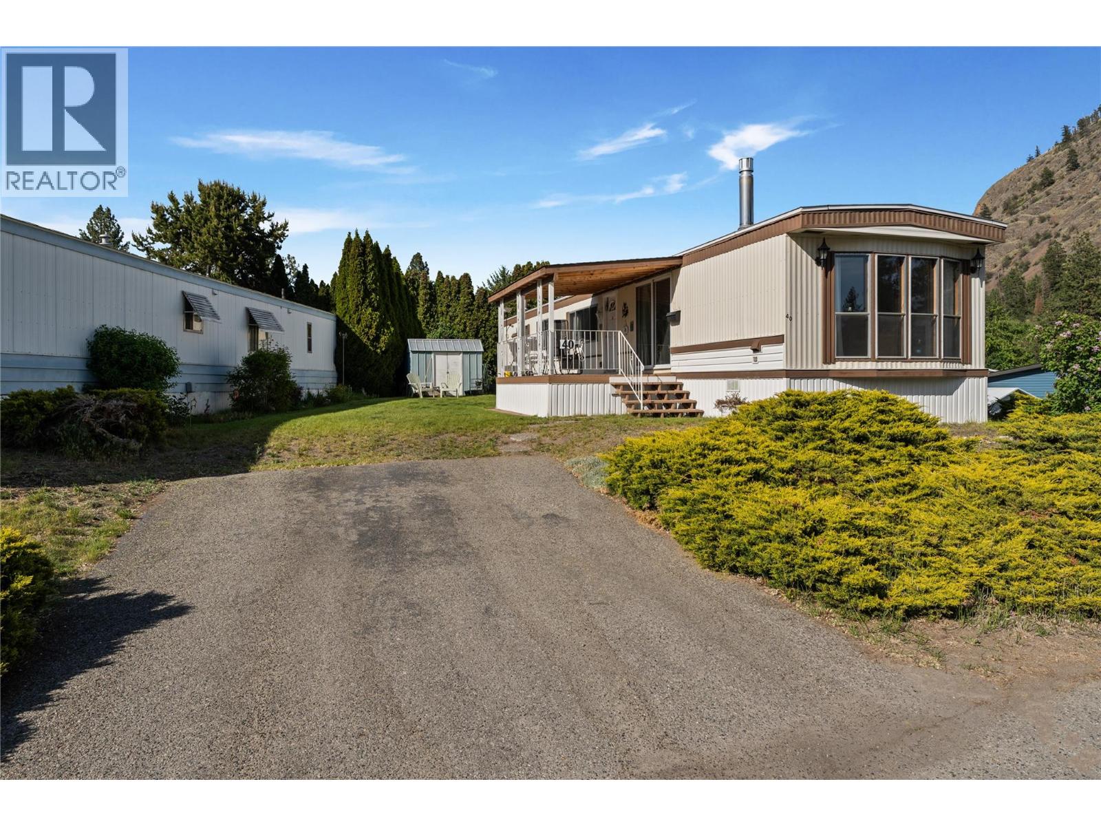 #40 1929 Hwy 97 Street - 29