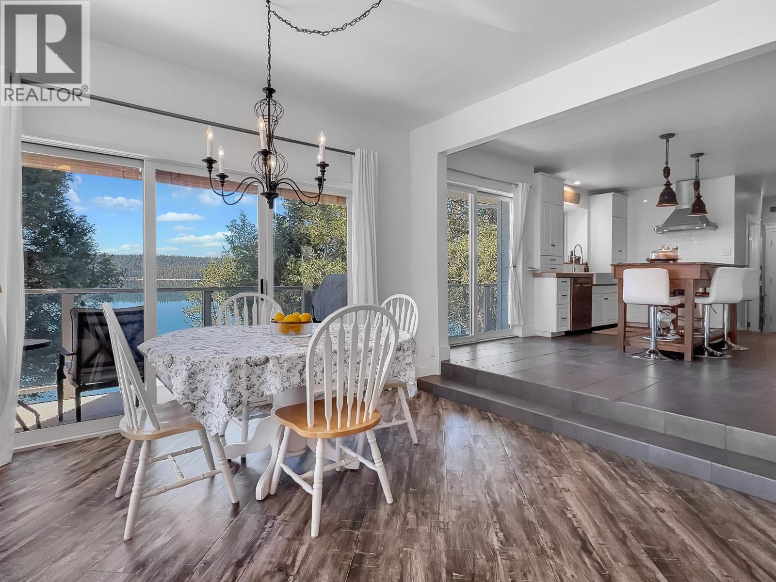 3854 EMERALD CRESCENT - 7