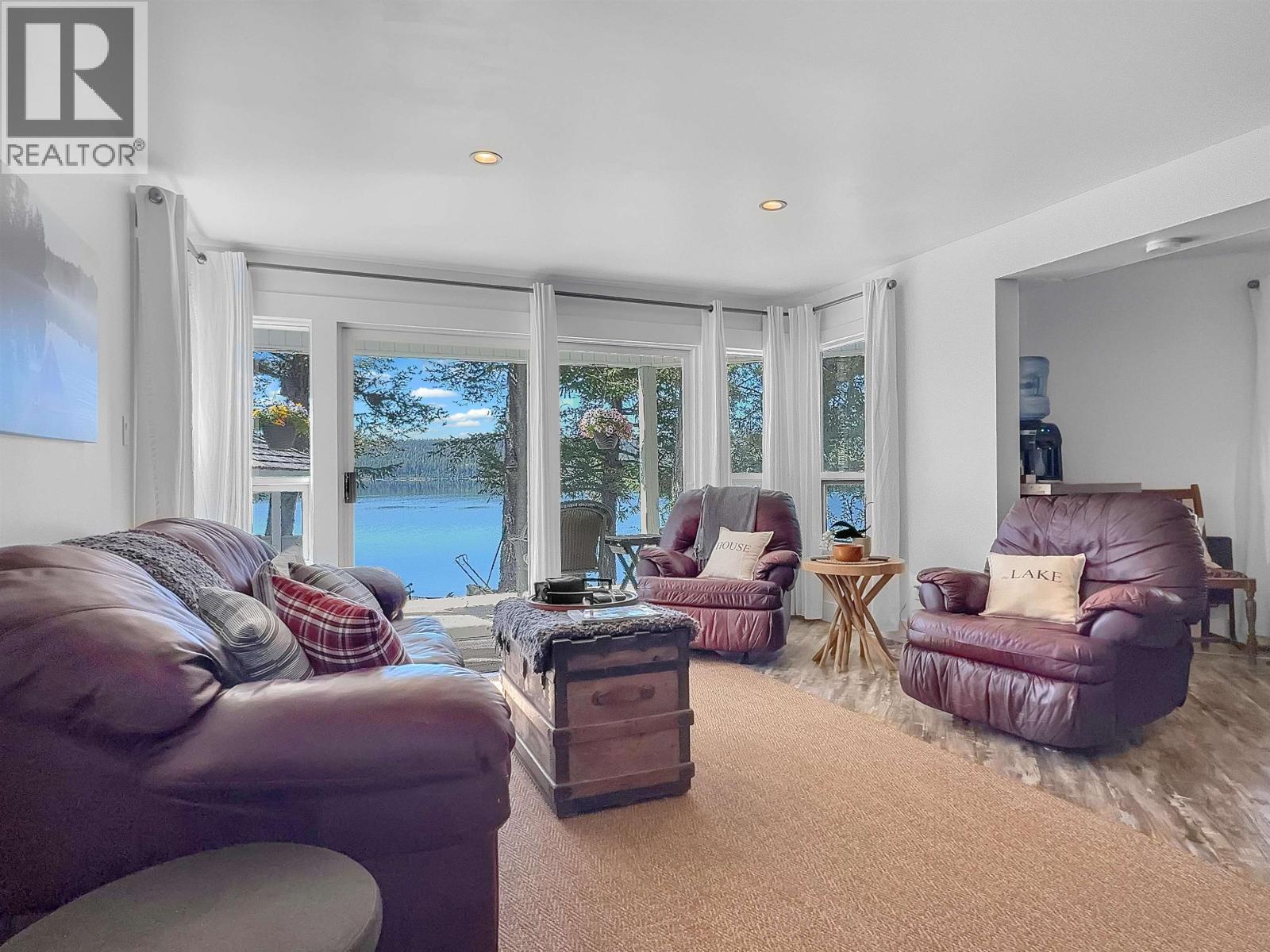 3854 EMERALD CRESCENT - 24