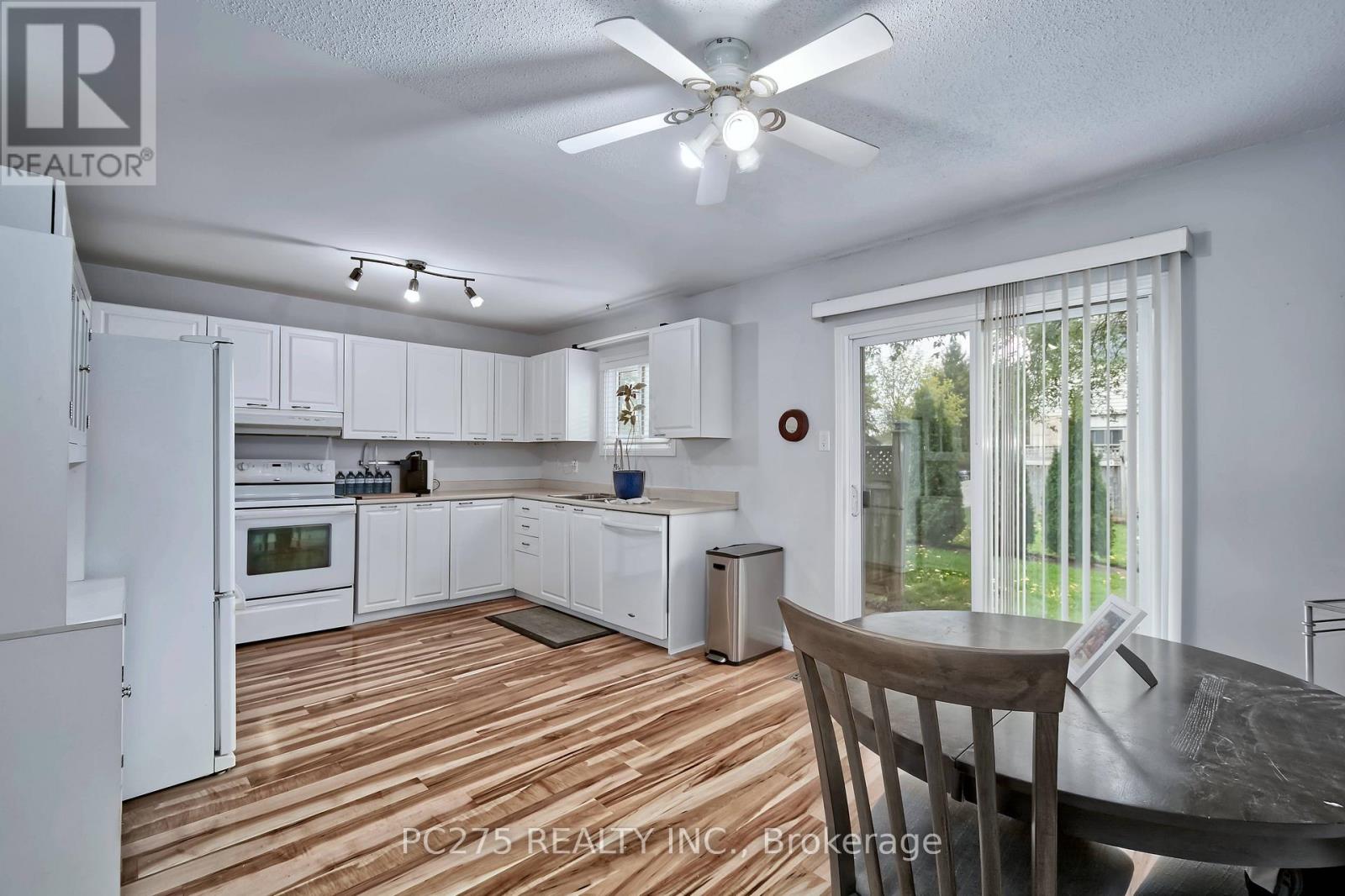 #36 141 CONDOR COURT - 11