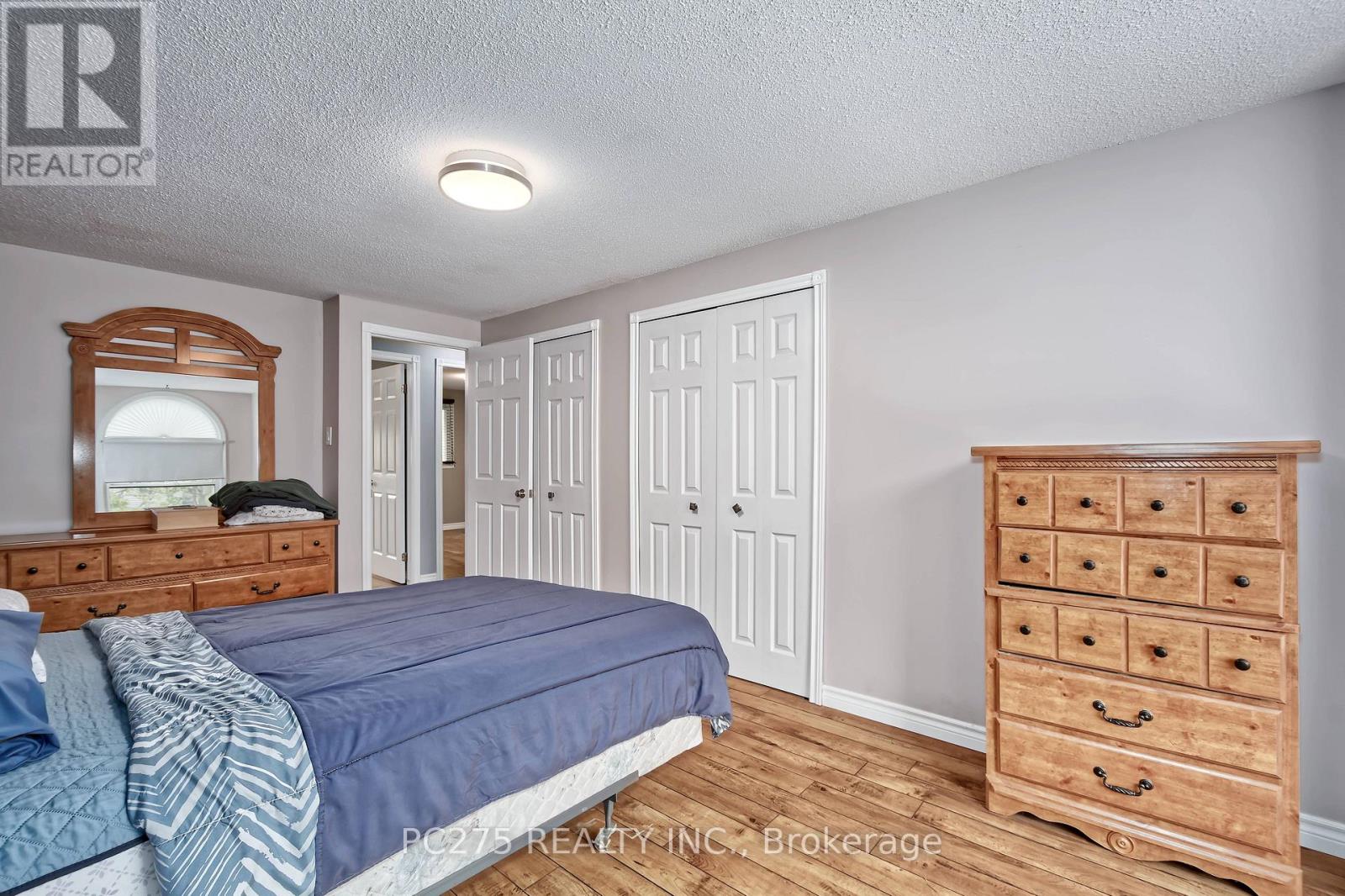#36 141 CONDOR COURT - 24