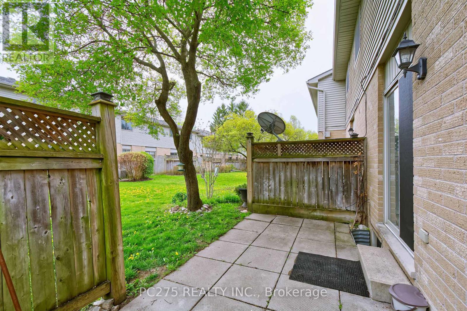 #36 141 CONDOR COURT - 32
