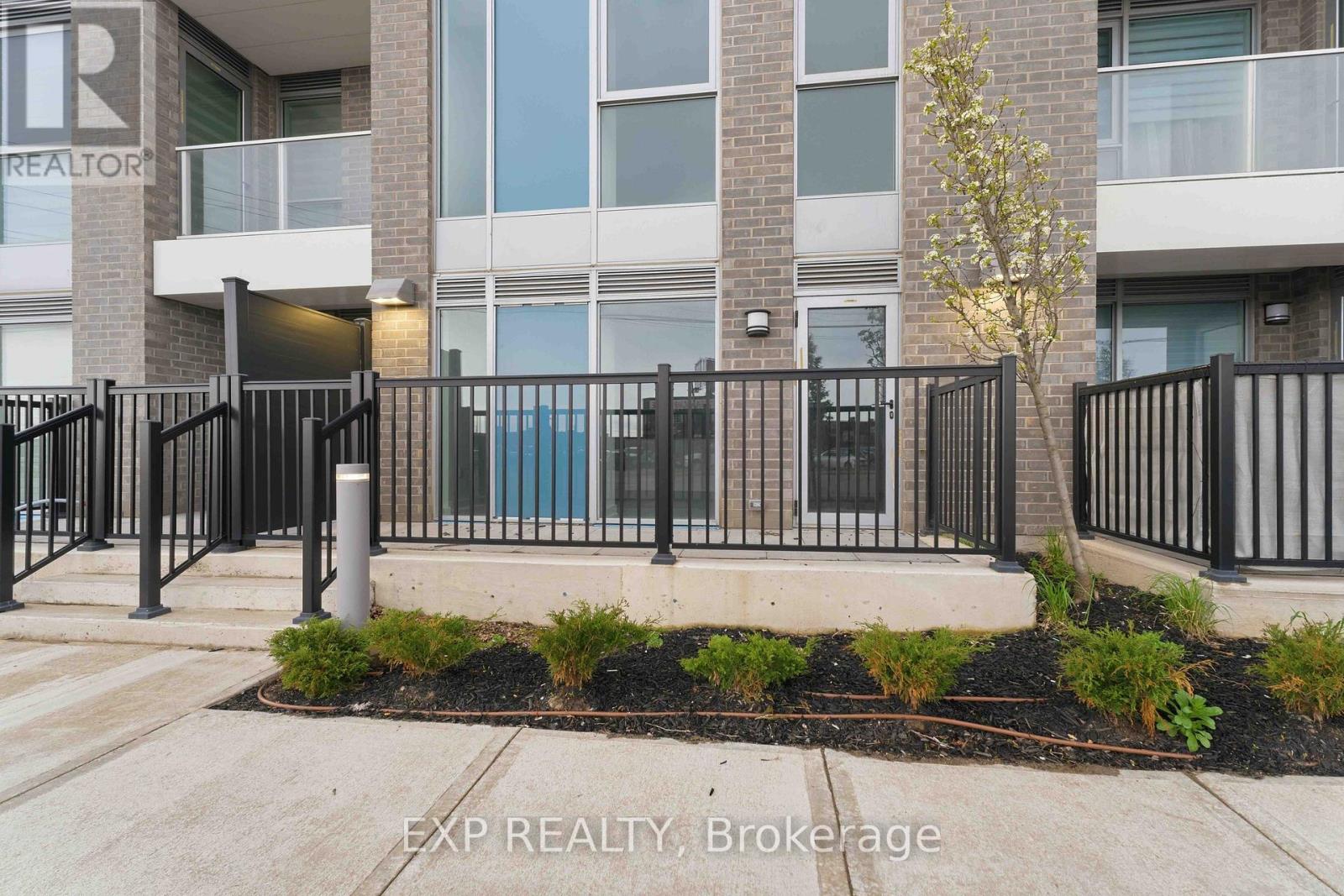 #108 2782 BARTON STREET E - 18