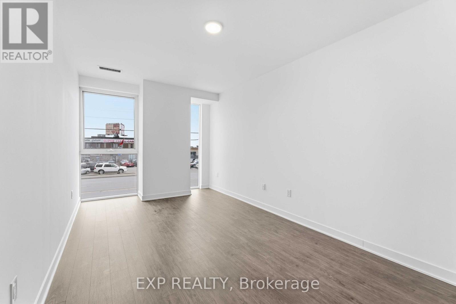 #108 2782 BARTON STREET E - Image 14