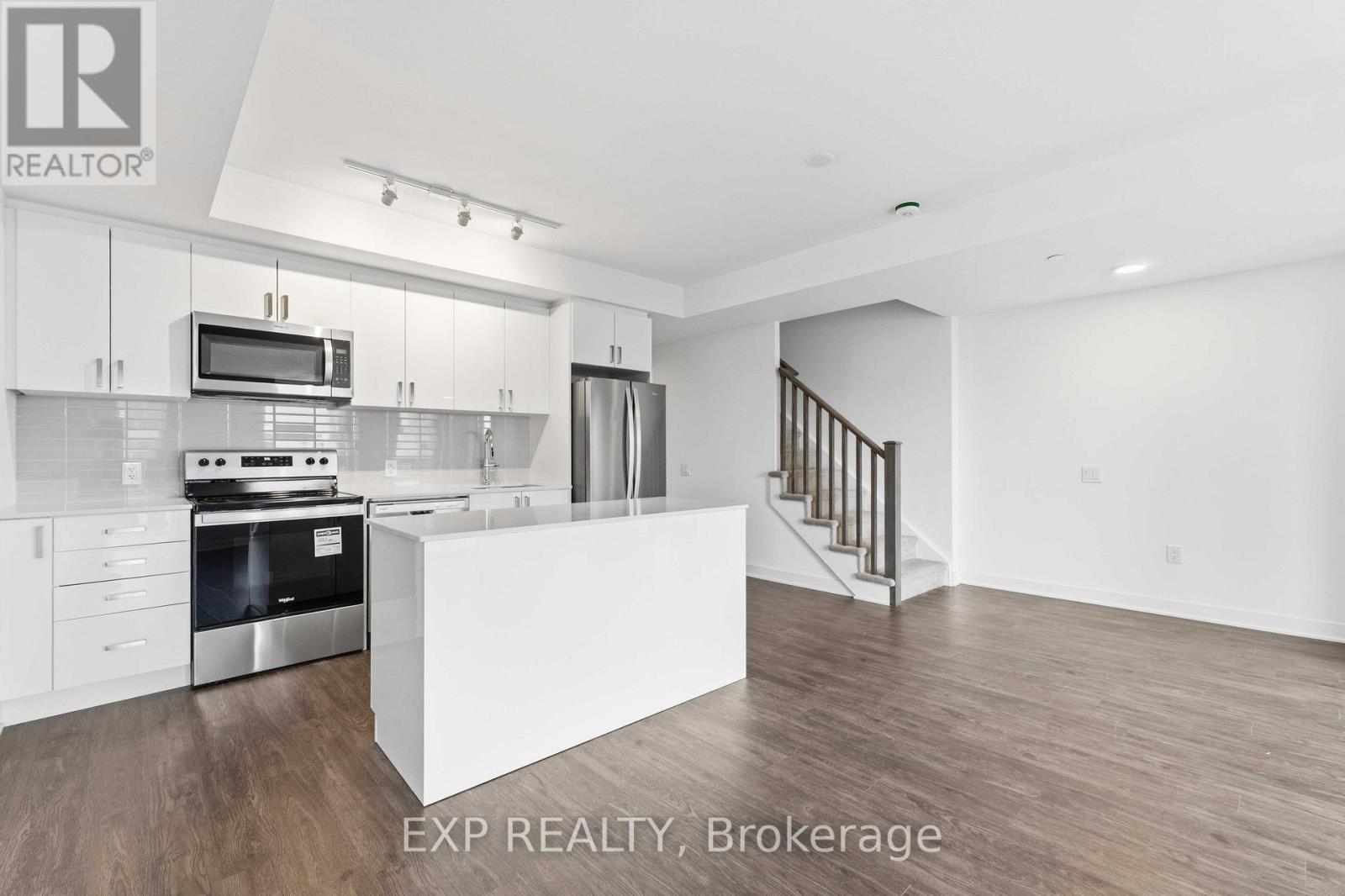 #108 2782 BARTON STREET E - 7