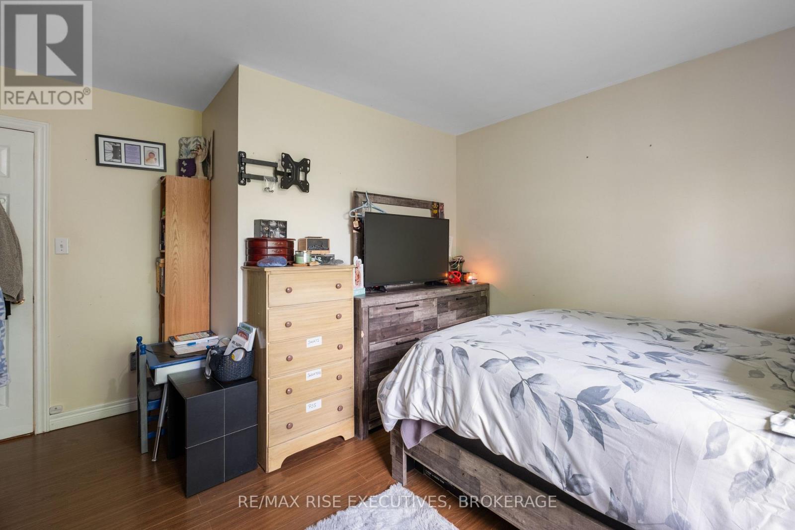 353 CHARLES STREET - 22