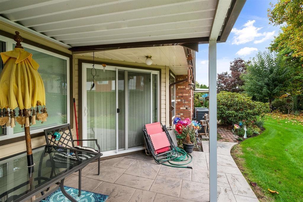 3 9515 WOODBINE STREET, Chilliwack Proper East, Chilliwack