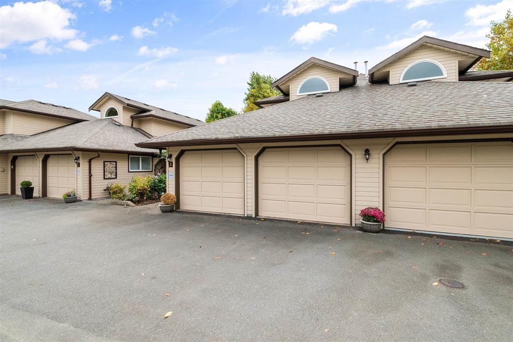 3 9515 WOODBINE STREET, Chilliwack Proper East, Chilliwack
