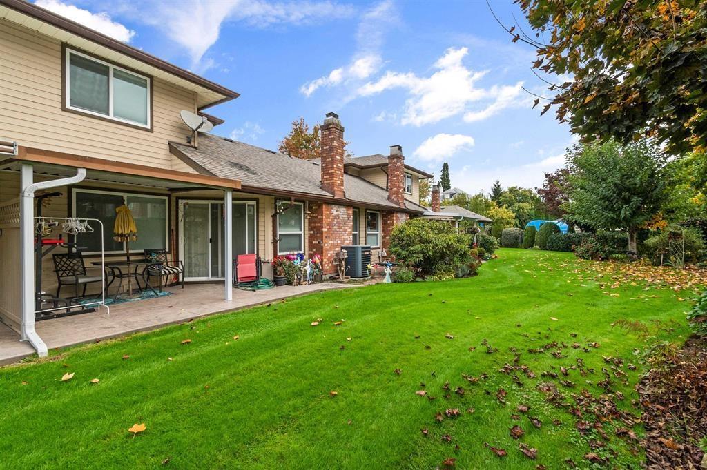 3 9515 WOODBINE STREET, Chilliwack Proper East, Chilliwack