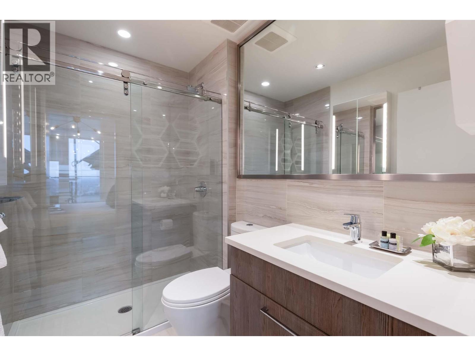 3 Bed, 2 Bath House for Rent in Coquitlam – 2202 691 NORTH ROAD, Coquitlam – MLS# R3121386 - Image 16