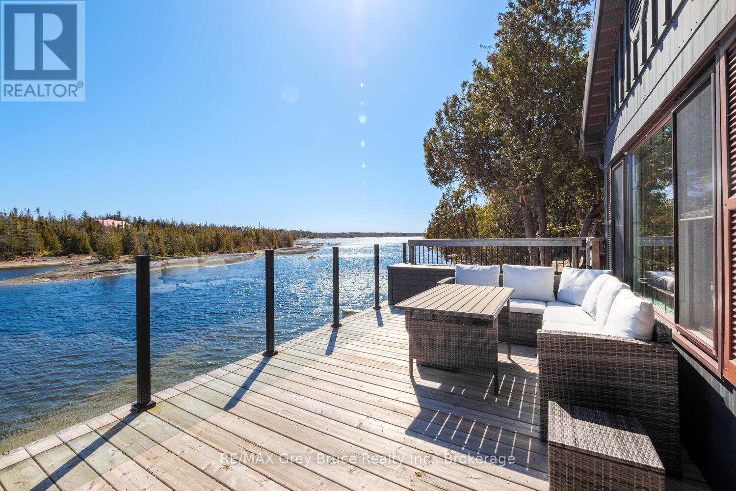 59 SIMPSON AVENUE - 32
