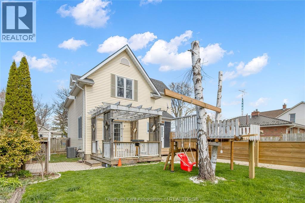 32 HALL STREET North, Blenheim, Ontario, N0P1A0 — Photo 29