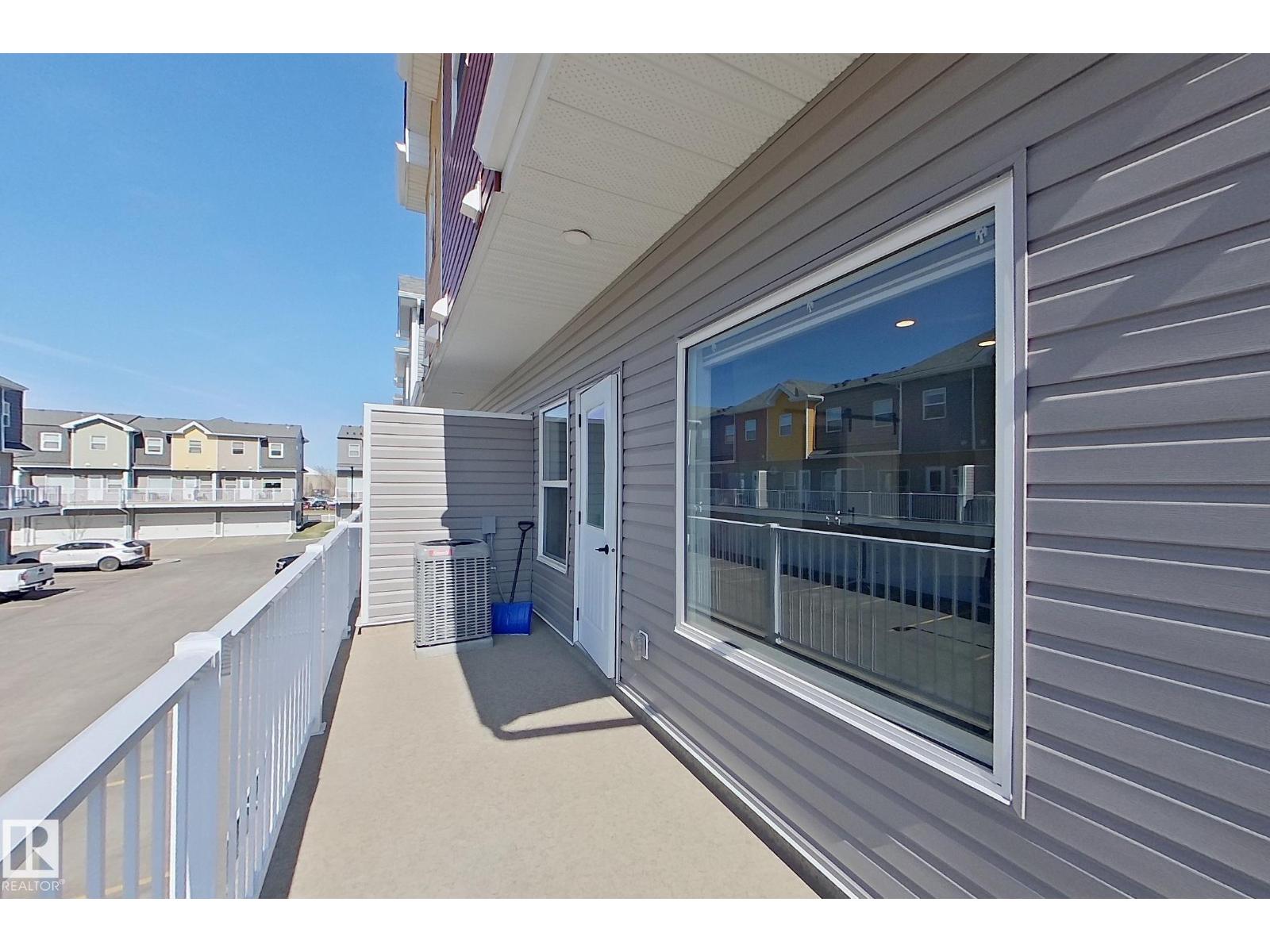 #33 150 EVERITT DR, St. Albert