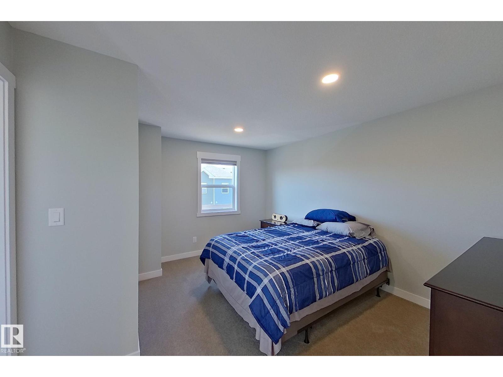 #33 150 EVERITT DR, St. Albert