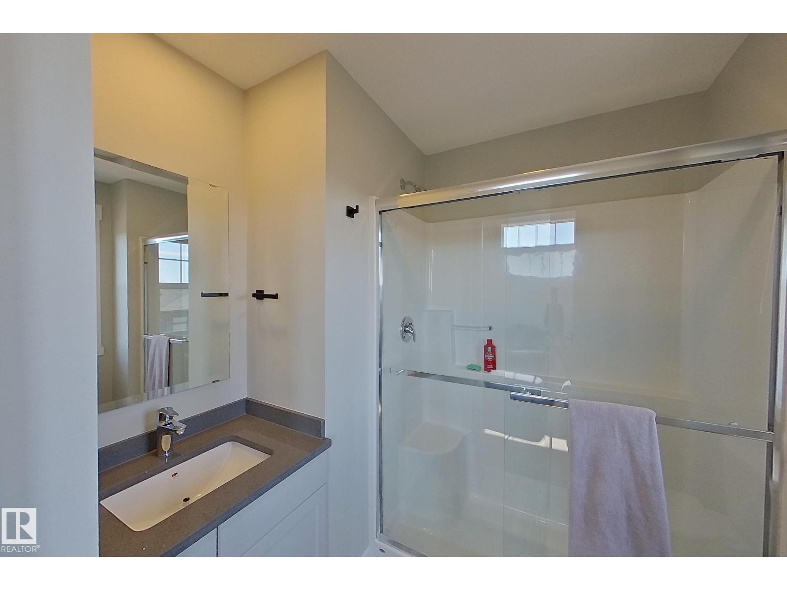 #33 150 EVERITT DR, St. Albert