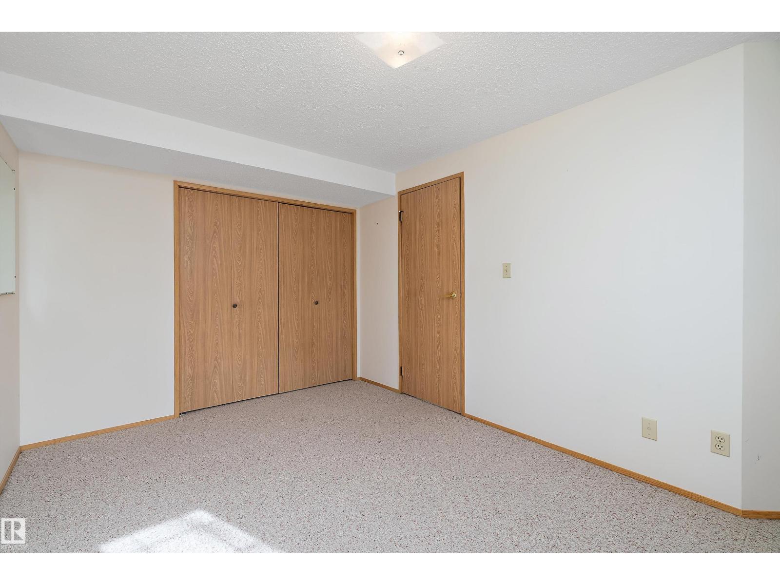 #45 903 109 ST NW, Edmonton
