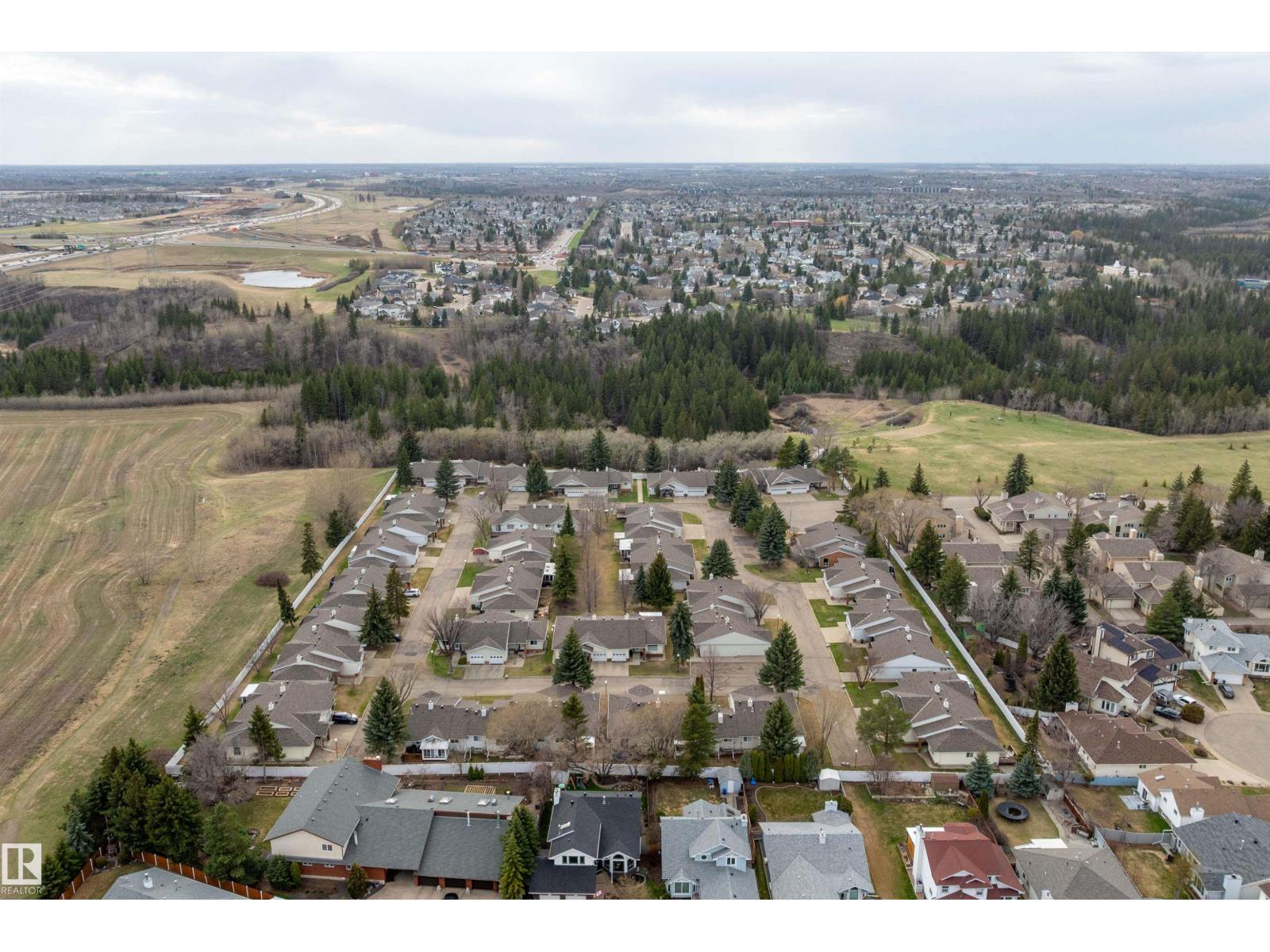 #45 903 109 ST NW, Edmonton