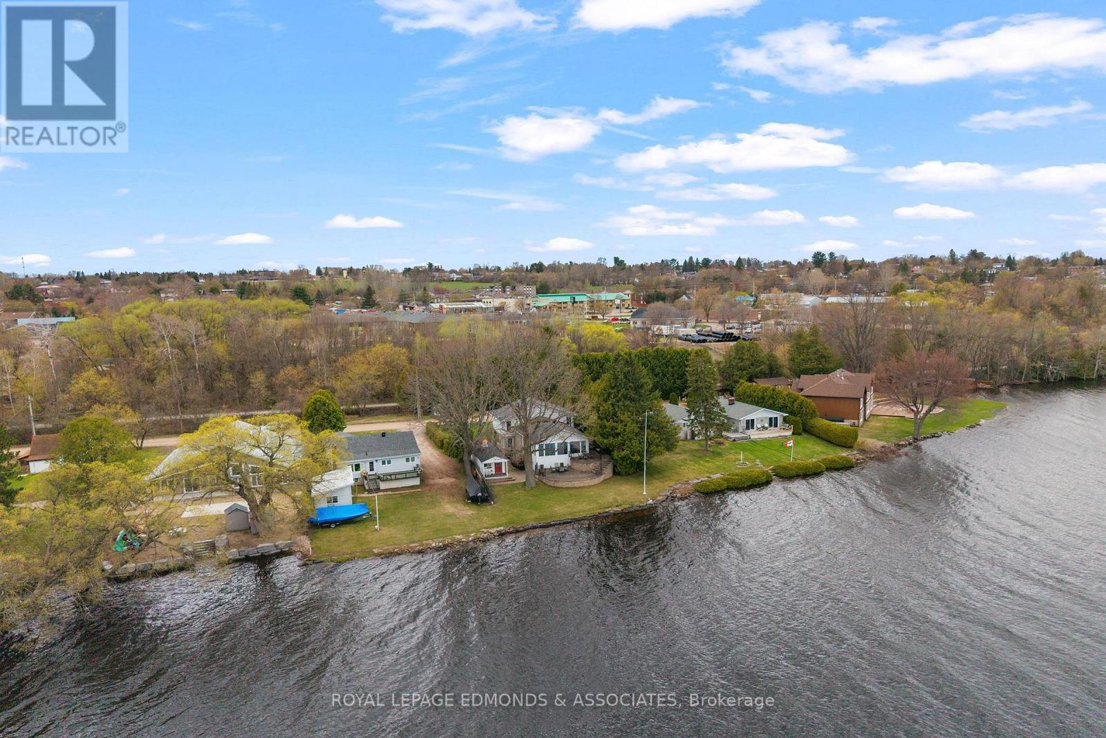 907 CEDAR LANE - Image 2
