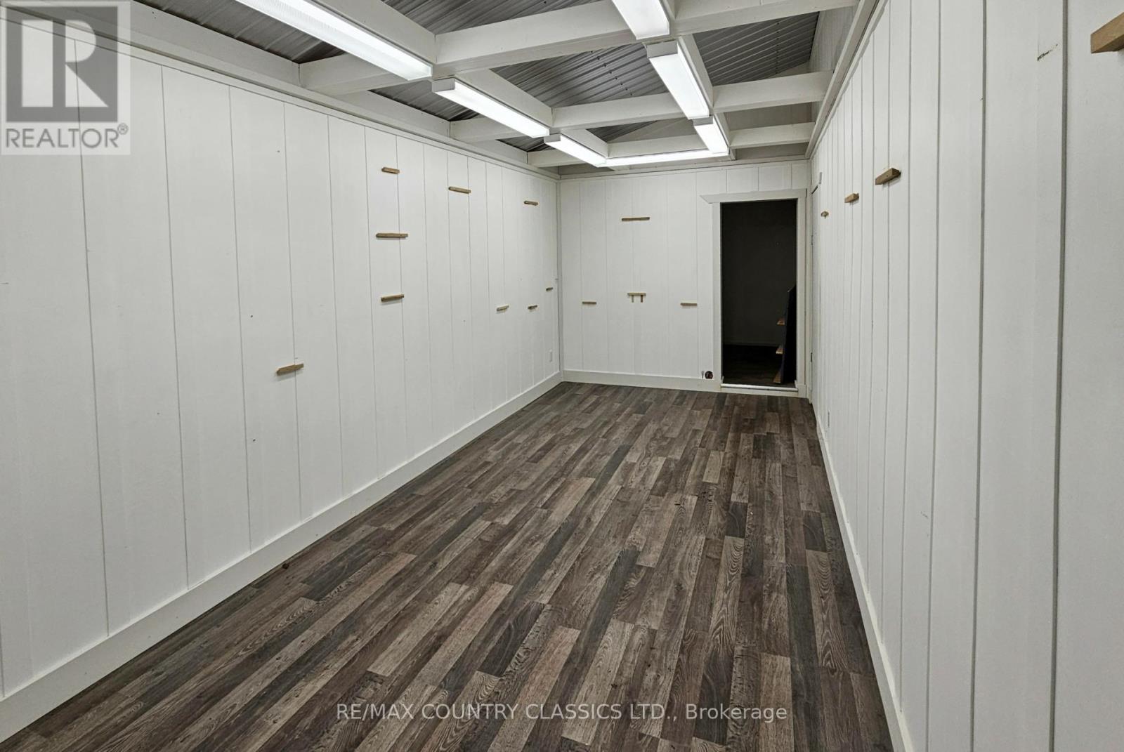 795 RIVERSIDE DRIVE - 22