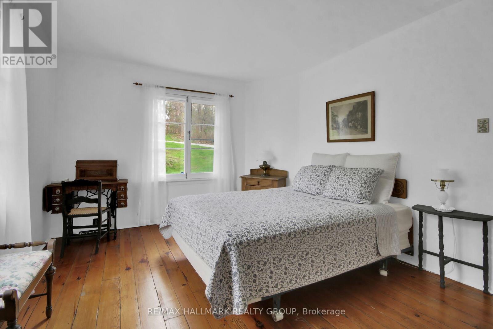 350 BERRY SIDE ROAD - 36