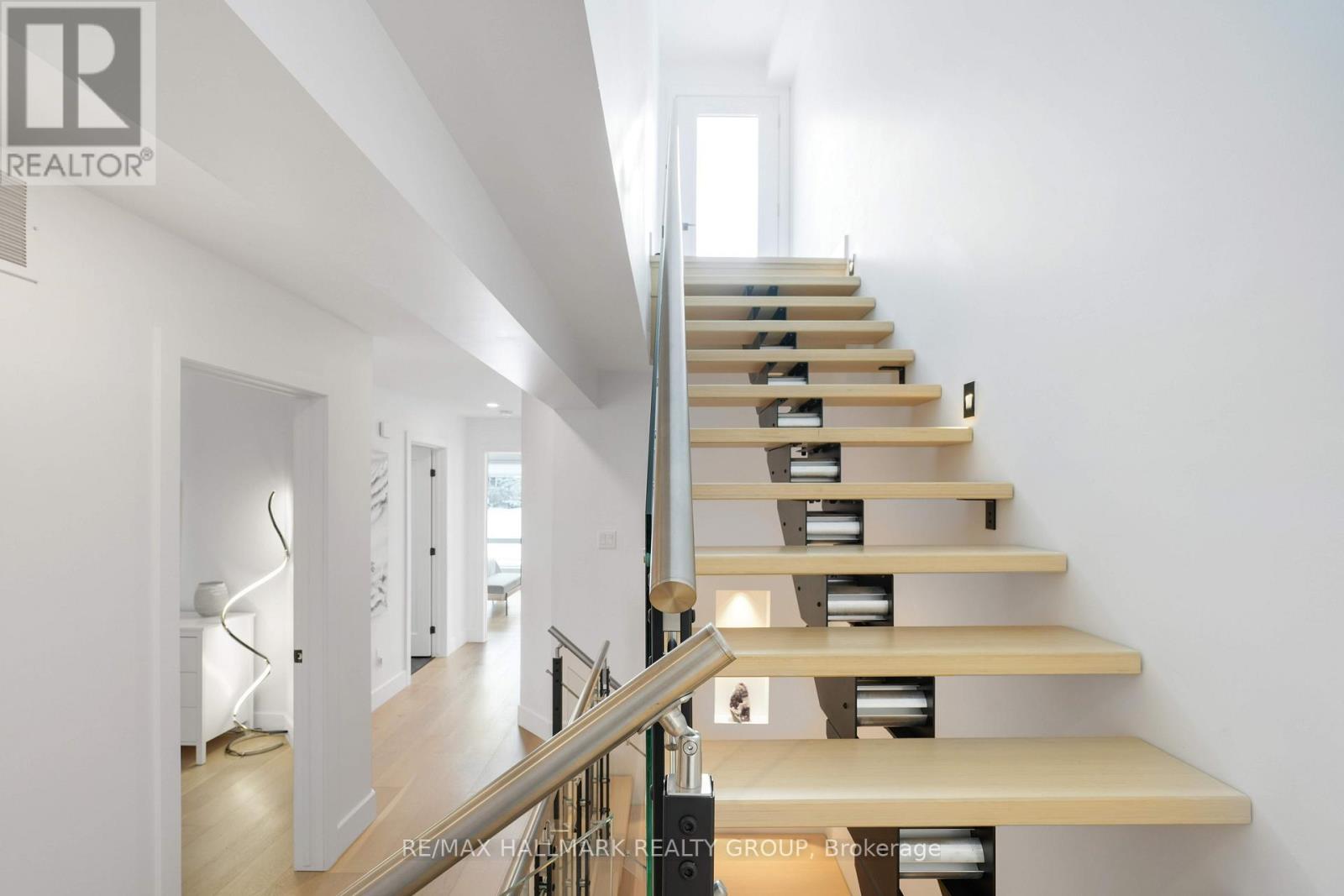 2167 RICE AVENUE - 32