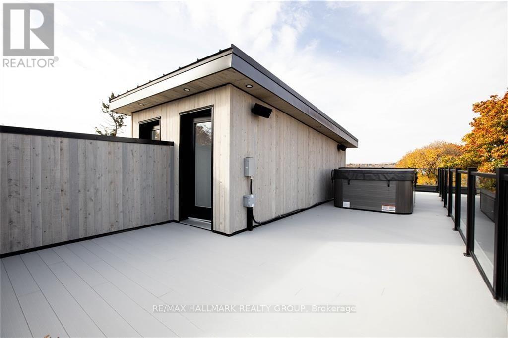 2167 RICE AVENUE - 33
