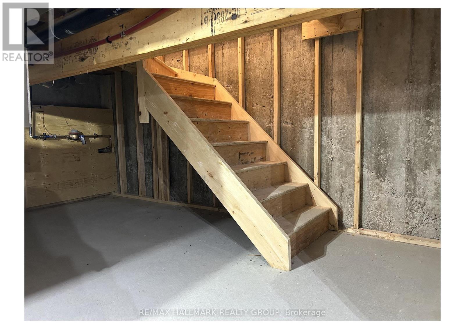2167 RICE AVENUE - 49