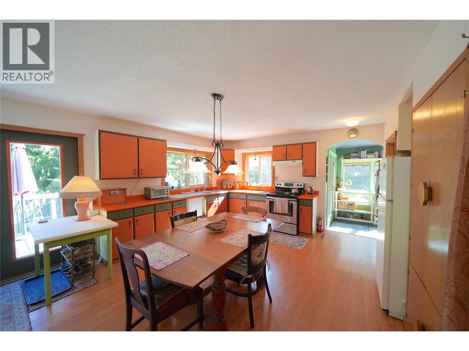 281 Iwanik Road, Procter