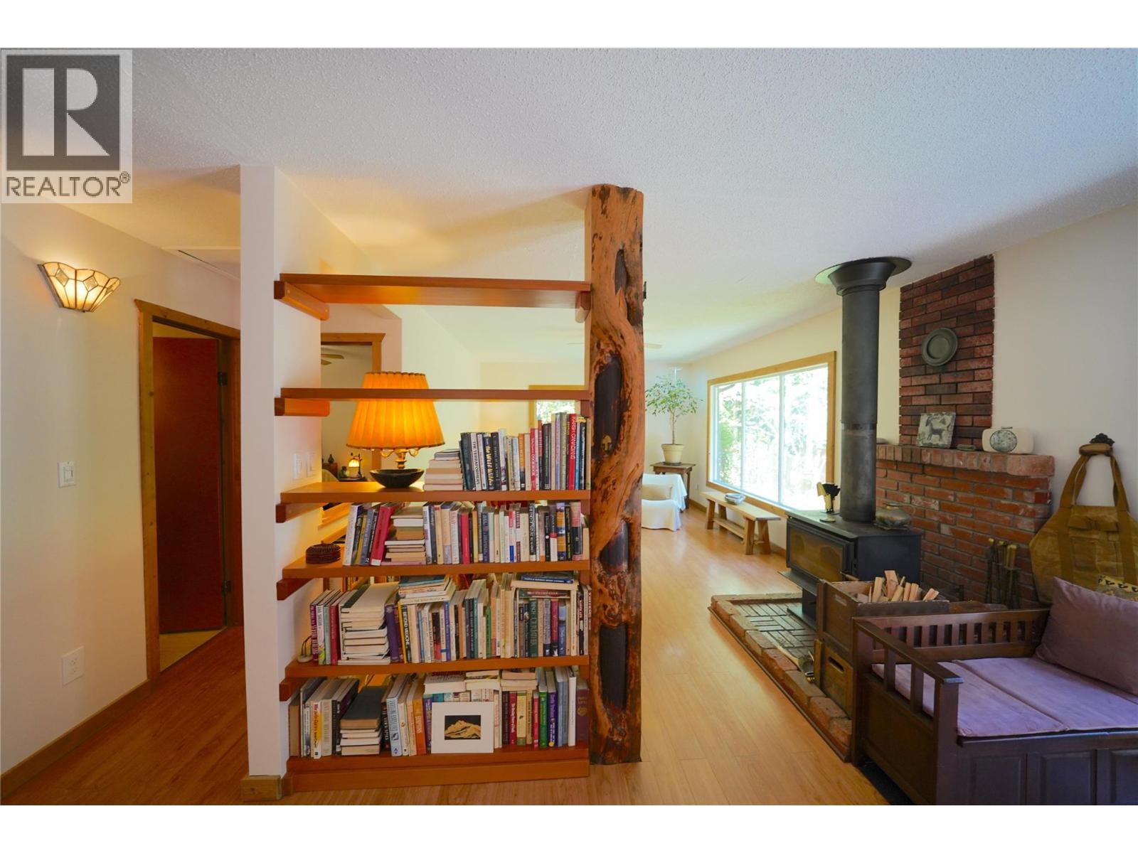 281 Iwanik Road, Procter