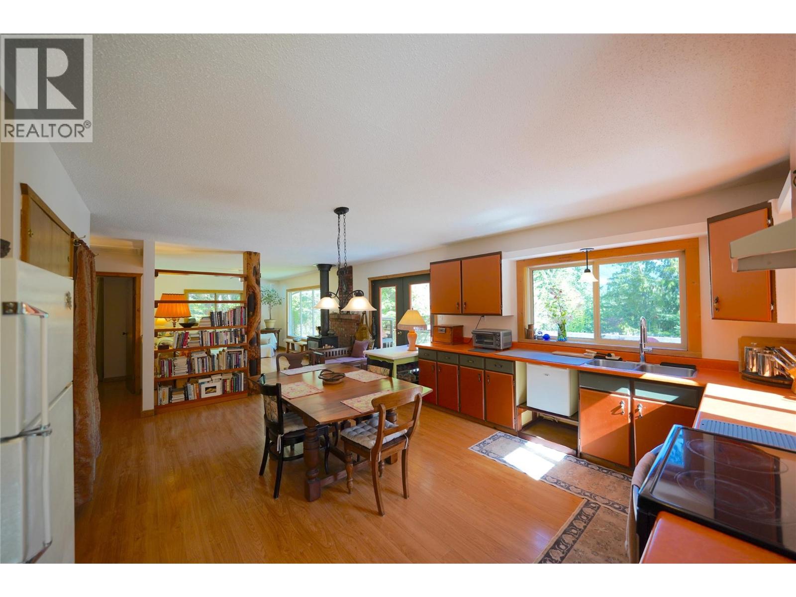 281 Iwanik Road, Procter