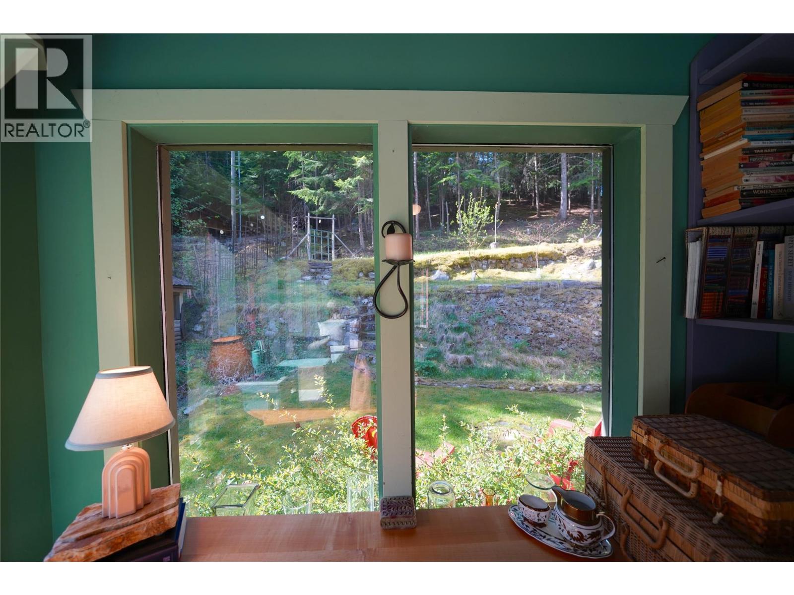 281 Iwanik Road, Procter