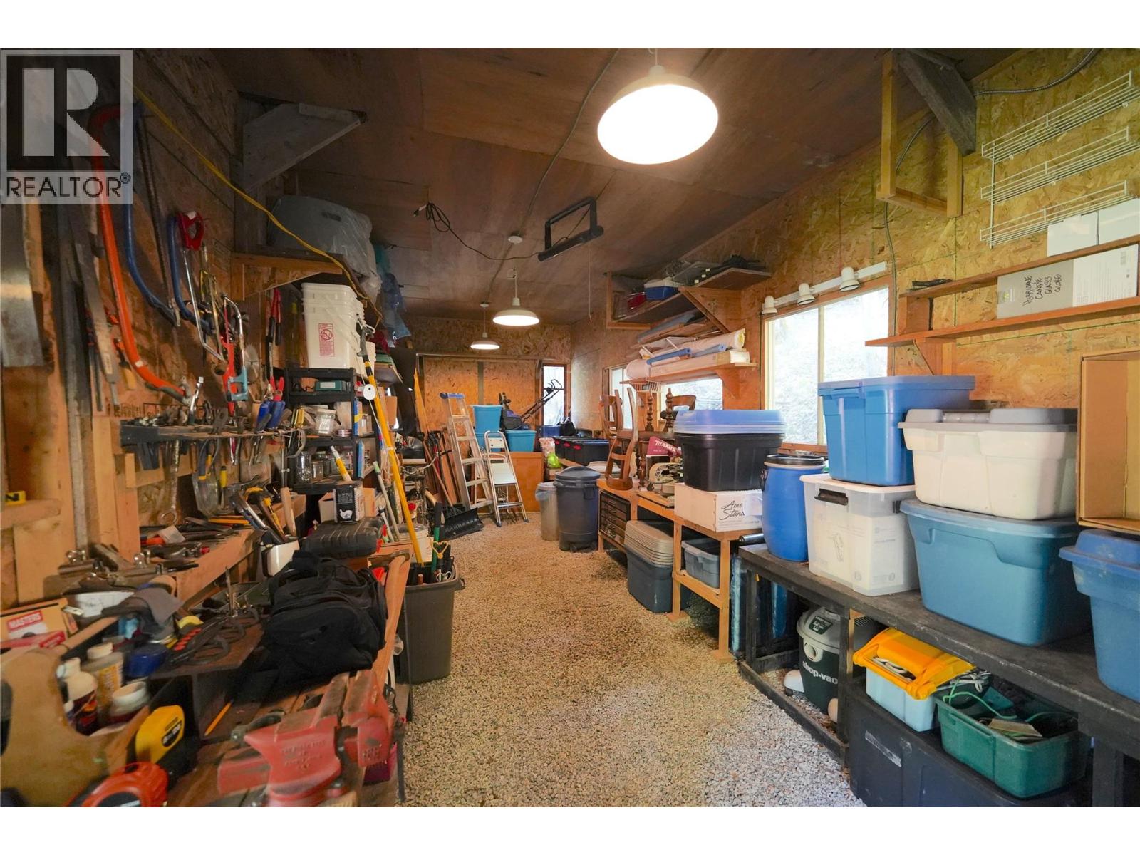 281 Iwanik Road, Procter
