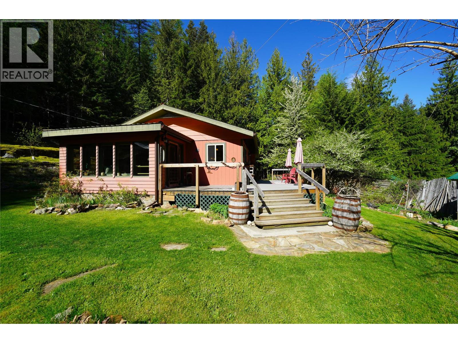 281 Iwanik Road, Procter