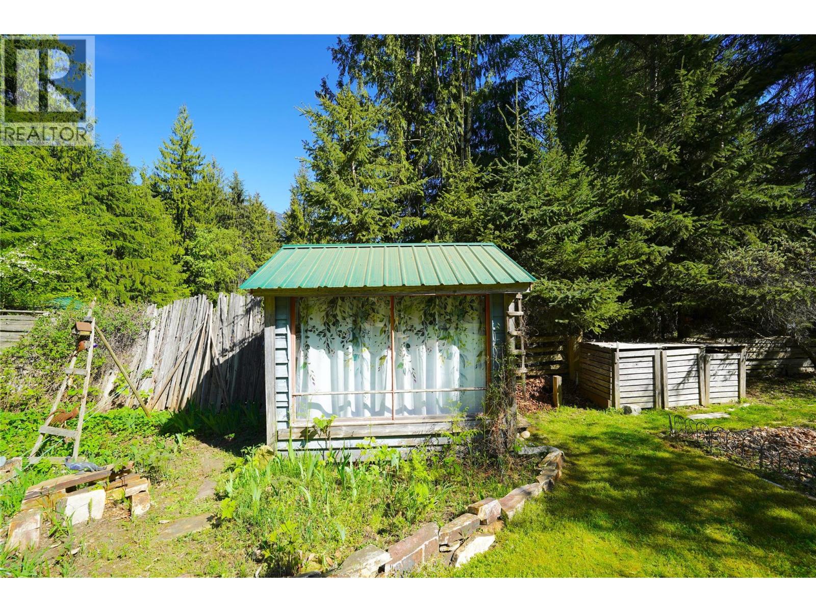 281 Iwanik Road, Procter