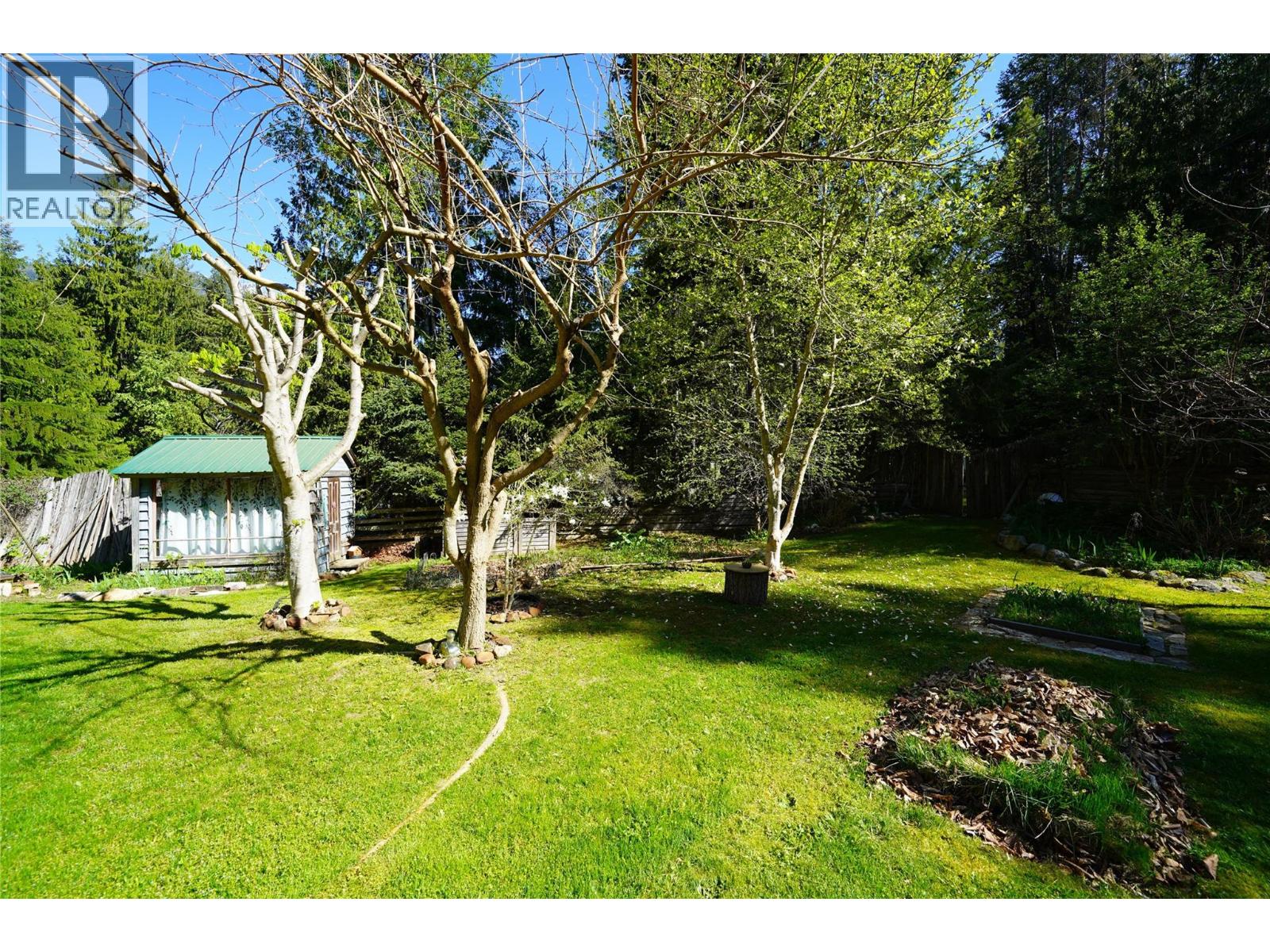 281 Iwanik Road, Procter