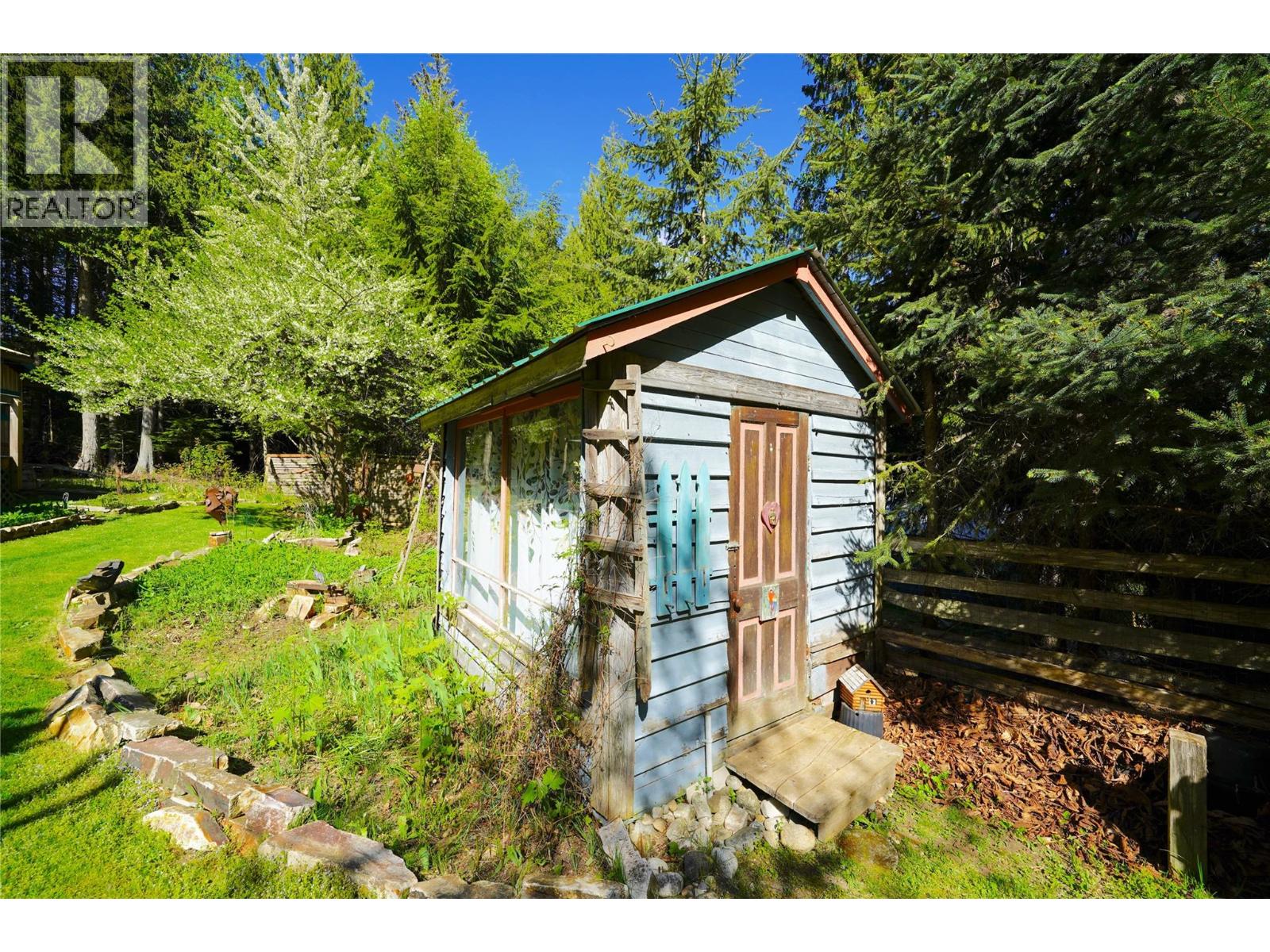 281 Iwanik Road, Procter