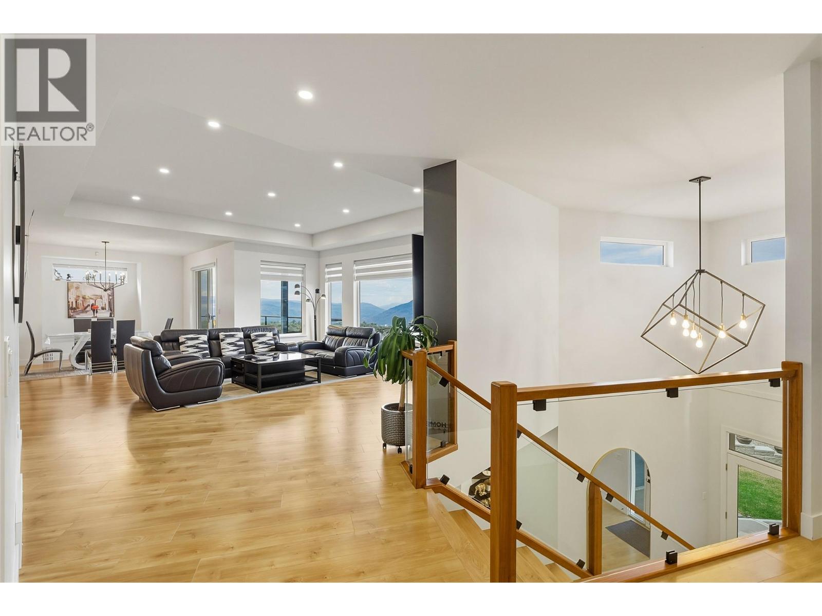 2405 TALBOT Place - 9