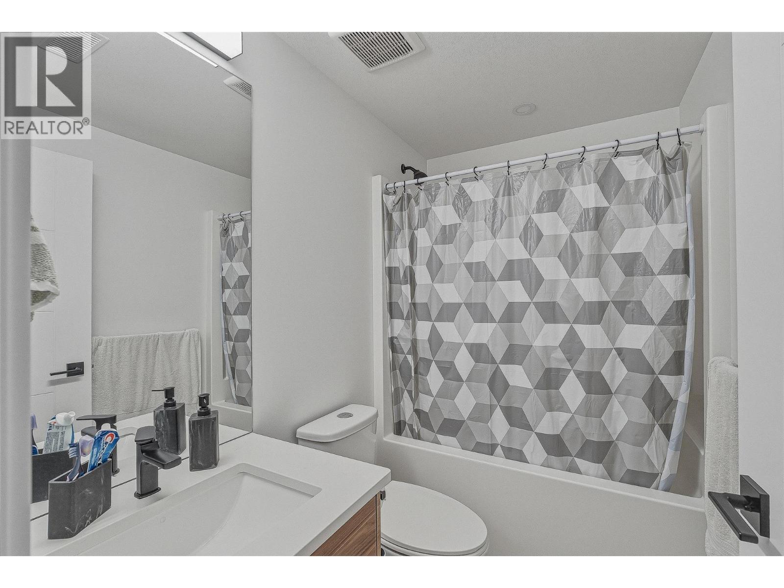 2405 TALBOT Place - 44