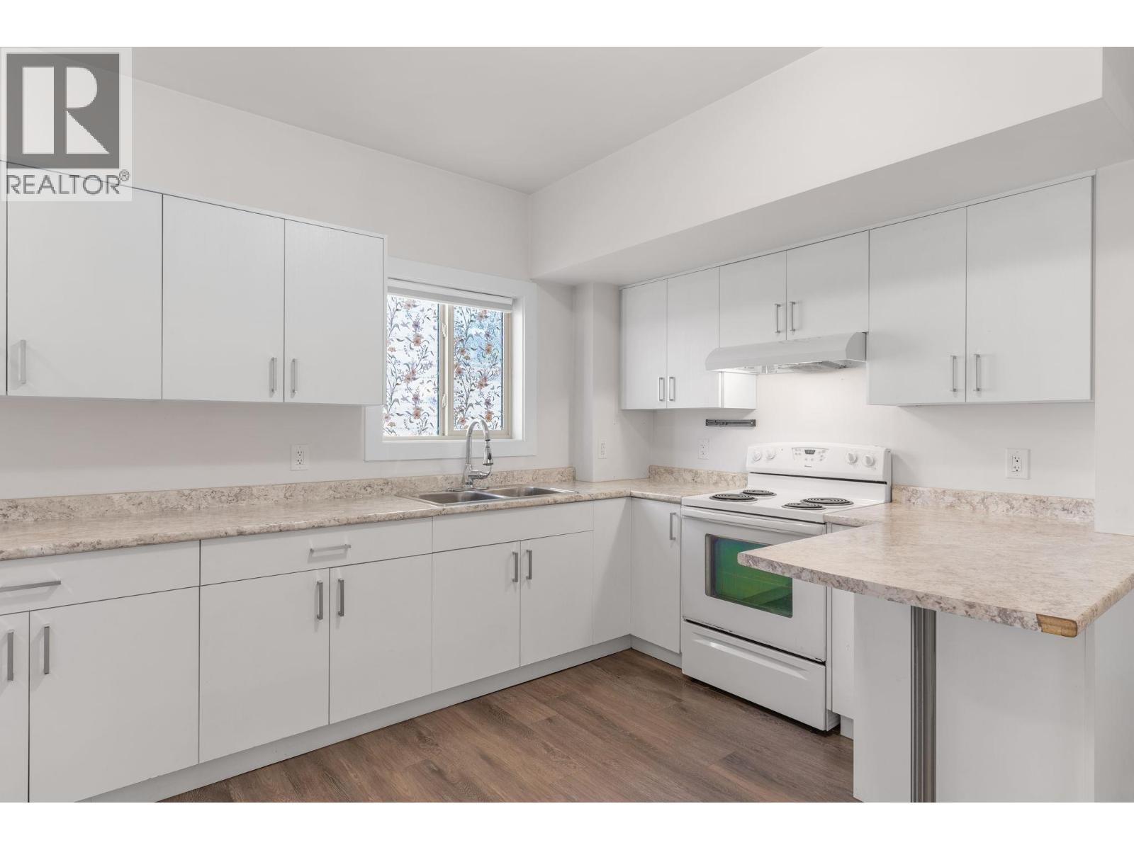 2604 Paramount Drive - 31