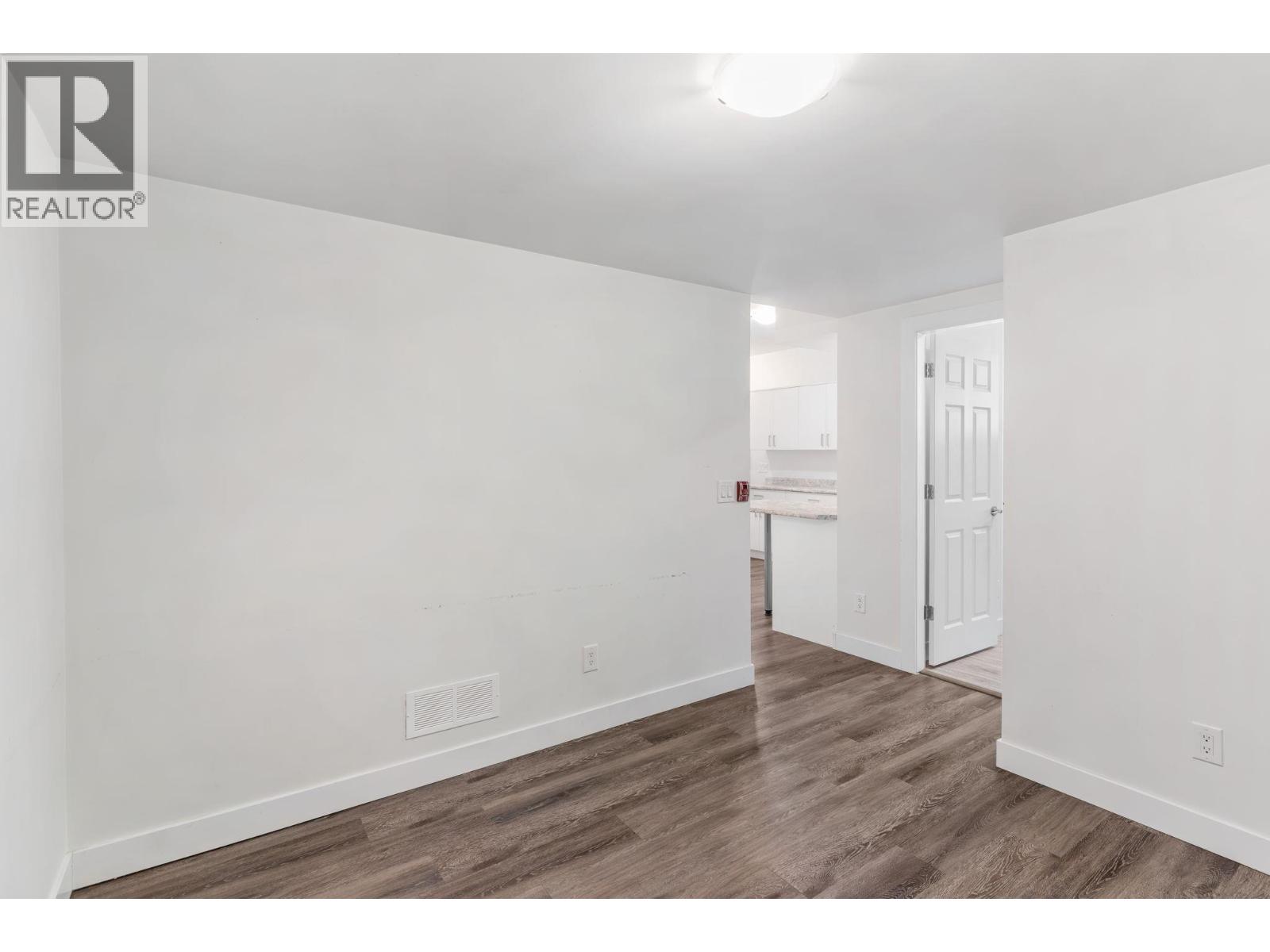 2604 Paramount Drive - 34