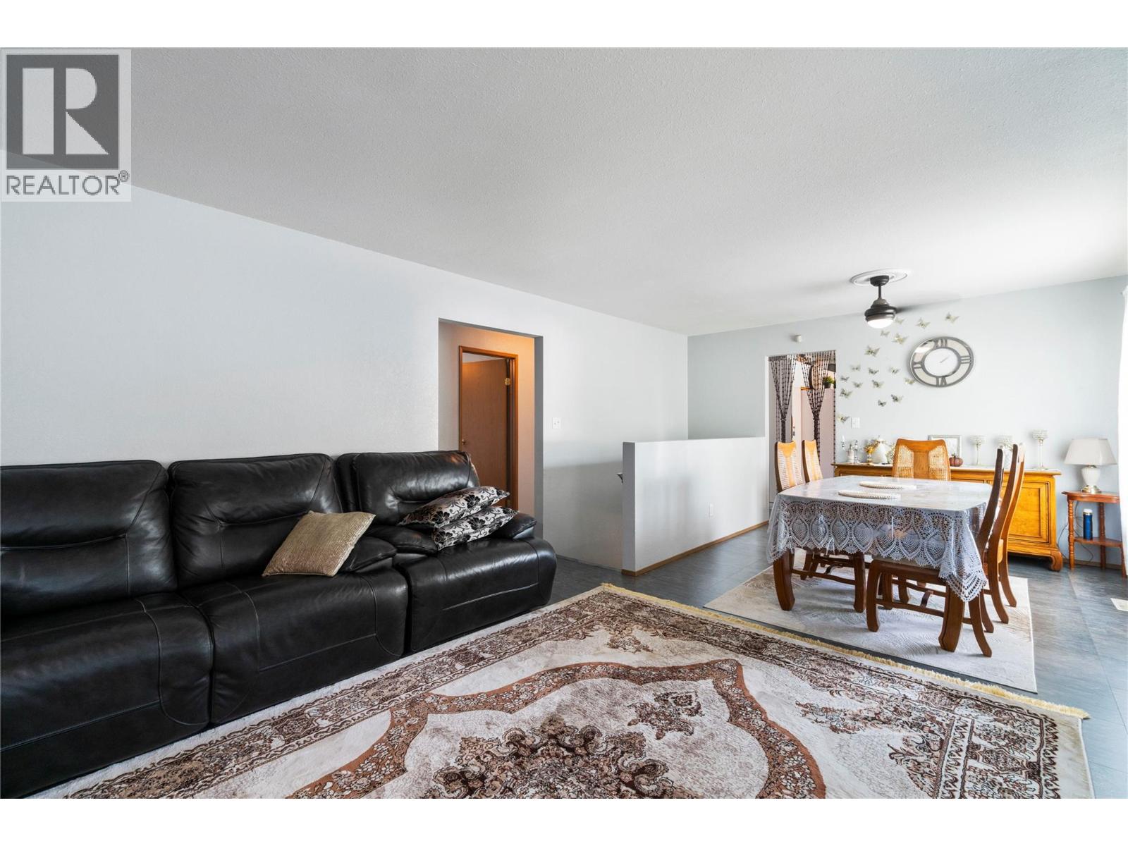  7020 51 Street Northeast, Salmon Arm