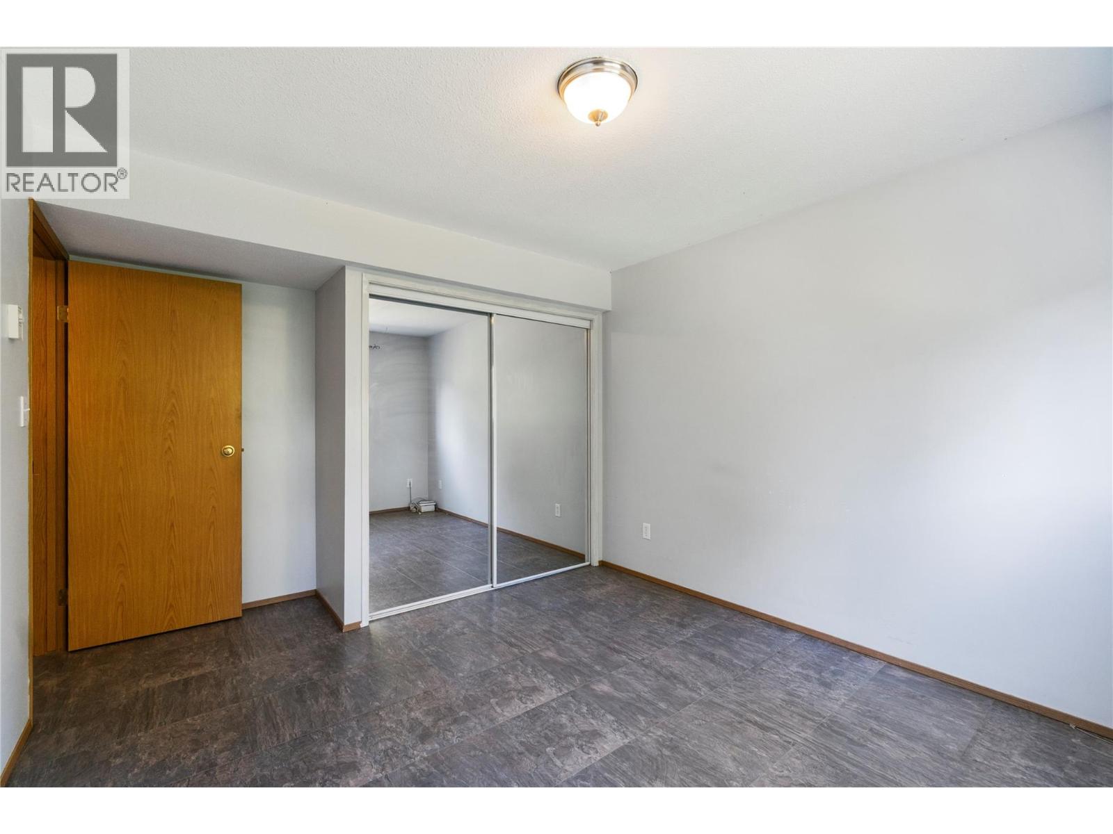  7020 51 Street Northeast, Salmon Arm